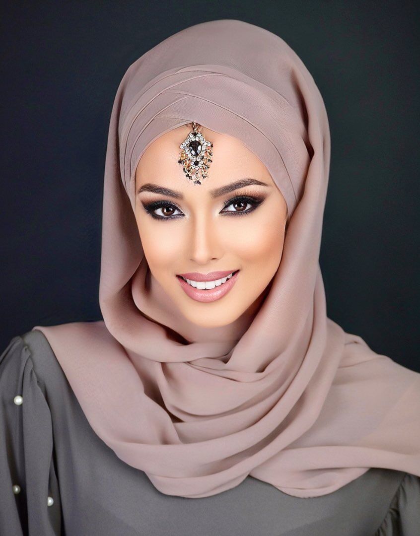 Crisam Professional Make-up Academy: La migliore accademia di trucco in Italia Se sogni una carriera da make-up artist di successo, la Crisam Professional Make-up Academy è il punto di partenza ideale. Riconosciuta come la migliore accademia di trucco in Italia, Crisam offre corsi esclusivi per formare futuri professionisti del settore. Imparerai le tecniche più avanzate e potrai affinare le tue abilità grazie all'esperienza di docenti qualificati. Preparati a brillare nel mondo del make-up con un percorso formativo di alta qualità, creato per darti una marcia in più.