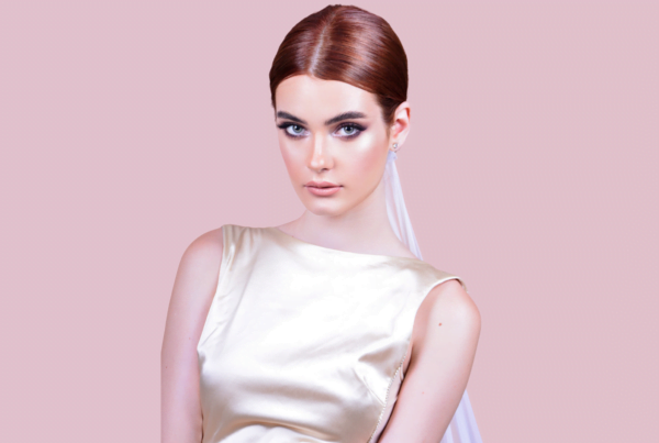 Ultimi Posti Disponibili per il Corso di Trucco Beauty! 🌟 Hai sempre sognato di entrare nel magico mondo del make-up professionale? Bene, l'opportunità che hai tanto desiderato è finalmente giunta! 📅 Data di Inizio: 17 Novembre 2023 📍 Dove: Crisam Professional Make-up Academy, Via Colonnello G. Fincato 46, Verona Siamo entusiasti di annunciare che rimangono solo pochi posti disponibili per il nostro prestigioso corso di trucco beauty. Questo corso è stato attentamente progettato per trasformare la tua passione per il make-up in una carriera di successo e realizzare il tuo sogno. Cosa imparerai durante il corso: ✨ Correttivo Morfologico: Impara le tecniche per migliorare le proporzioni del viso e creare un look impeccabile. ✨ Make-up Camouflage: Scopri come nascondere le imperfezioni e creare una base perfetta per qualsiasi look. ✨ Make-up Sposa: Diventa un esperto nella creazione di look da sposa, rendendo ogni sposa la più bella nel giorno più importante della sua vita. ✨ Scelta dei Prodotti e Strumenti Giusti: Conosci i segreti per selezionare i prodotti e gli strumenti giusti per ottenere risultati eccezionali. ✨ Consigli per il Branding Personale: Impara come costruire il tuo marchio personale nel mondo del make-up. Non lasciarti scappare questa eccezionale opportunità di trasformare la tua passione in una carriera di successo. La tua strada verso il successo nel mondo del make-up inizia qui! 📩 Per ulteriori informazioni e per iscriverti, non esitare a contattarci ora: 📞 Chiama al 3460175440 📧 Scrivi a info@crisam.eu 🌐 Visita il nostro sito web per maggiori dettagli: http://crisam.eu/corso-di-trucco-beauty/ Unisciti a noi presso la Crisam Professional Make-up Academy e fai il primo passo verso una carriera straordinaria nel mondo del trucco professionale. Non perdere questa opportunità unica!