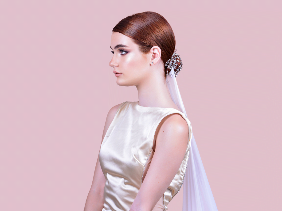 Aperte le iscrizioni - Corso di Trucco Beauty! 1 Ultimi Posti Disponibili per il Corso di Trucco Beauty! Hai sempre sognato di entrare nel magico mondo del make-up professionale? Bene, l'opportunità che hai tanto desiderato è finalmente giunta! 📅 Data di Inizio: 17 Novembre 2023 📍 Dove: Crisam Professional Make-up Academy, Via Colonnello G. Fincato 46, Verona Siamo entusiasti di annunciare che rimangono solo pochi posti disponibili per il nostro prestigioso corso di trucco beauty. Questo corso è stato attentamente progettato per trasformare la tua passione per il make-up in una carriera di successo e realizzare il tuo sogno. Cosa imparerai durante il corso: ✨ Correttivo Morfologico: Impara le tecniche per migliorare le proporzioni del viso e creare un look impeccabile. ✨ Make-up Camouflage: Scopri come nascondere le imperfezioni e creare una base perfetta per qualsiasi look. ✨ Make-up Sposa: Diventa un esperto nella creazione di look da sposa, rendendo ogni sposa la più bella nel giorno più importante della sua vita. ✨ Scelta dei Prodotti e Strumenti Giusti: Conosci i segreti per selezionare i prodotti e gli strumenti giusti per ottenere risultati eccezionali. ✨ Consigli per il Branding Personale: Impara come costruire il tuo marchio personale nel mondo del make-up. Non lasciarti scappare questa eccezionale opportunità di trasformare la tua passione in una carriera di successo. La tua strada verso il successo nel mondo del make-up inizia qui! 📩 Per ulteriori informazioni e per iscriverti, non esitare a contattarci ora: 📞 Chiama al 3460175440 📧 Scrivi a info@crisam.eu 🌐 Visita il nostro sito web per maggiori dettagli: http://crisam.eu/corso-di-trucco-beauty/ Unisciti a noi presso la Crisam Professional Make-up Academy e fai il primo passo verso una carriera straordinaria nel mondo del trucco professionale. Non perdere questa opportunità unica!