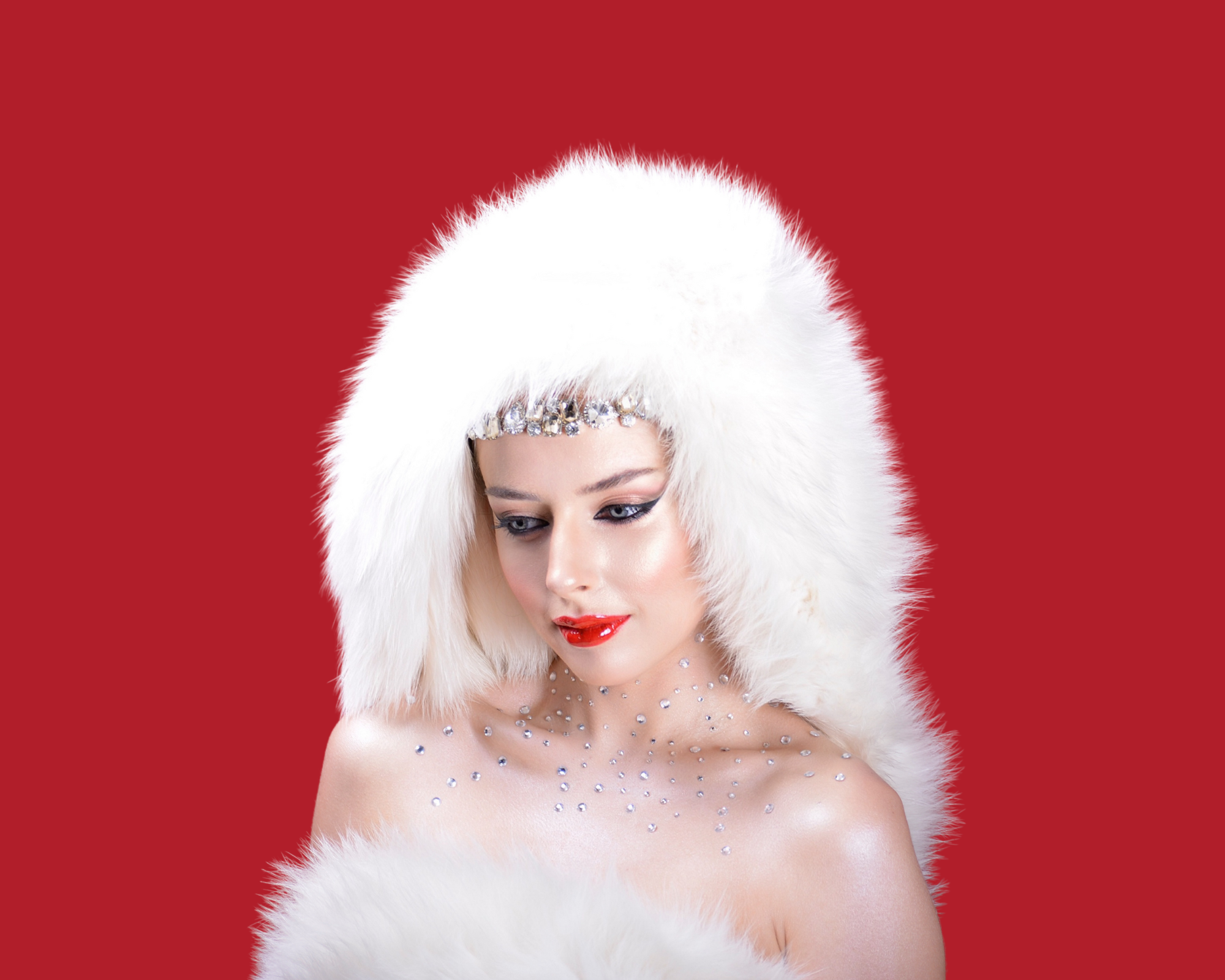 La Crisam Professional Make-up Academy è un punto di riferimento per chi cerca una formazione professionale nel settore beauty. L’Accademia di Trucco italiana Crisam Verona si distingue per la qualità dei docenti e per un metodo che privilegia la pratica e la creatività. I Corsi di trucco professionale in Italia offrono un percorso formativo ricco, ideale sia per principianti sia per make-up artist che desiderano perfezionarsi. I workshop makeup permettono di approfondire tecniche specifiche e rimanere aggiornati sulle tendenze del momento. Grazie a un ambiente stimolante e a un programma didattico completo, Crisam accompagna ogni studente verso una carriera sicura e appagante nel mondo del make-up.